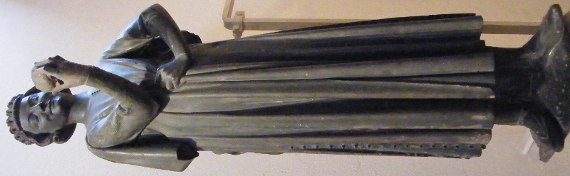 France Strasbourg - Musee de l Oeuvre Notre-Dame Wise virgins 1280-90